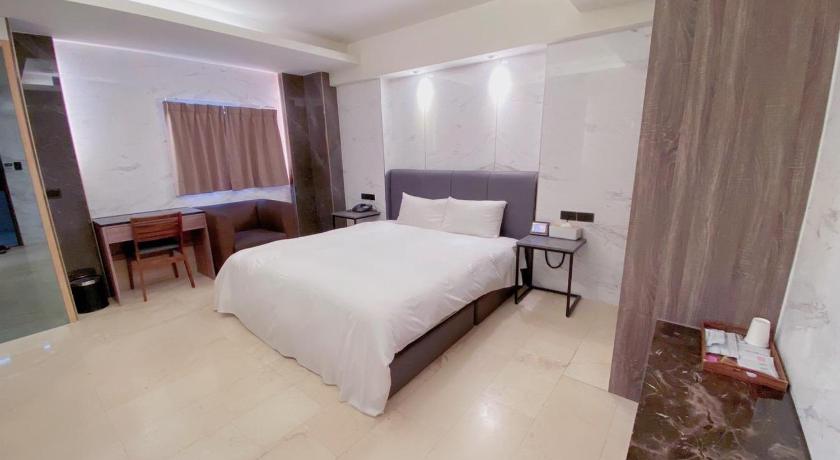 Image of Standard Double Room 4