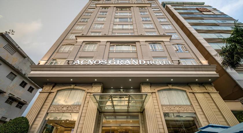 Acnos grand Hotel