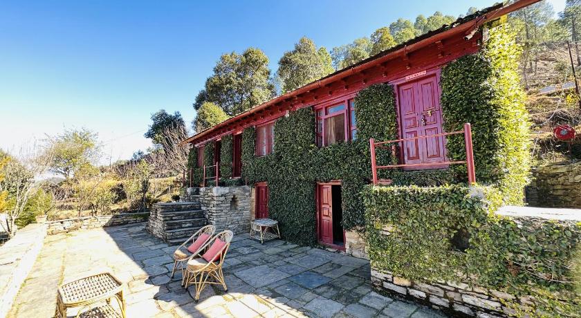Itmenaan Estate in the Himalayas — Hotel in Mukteshwar