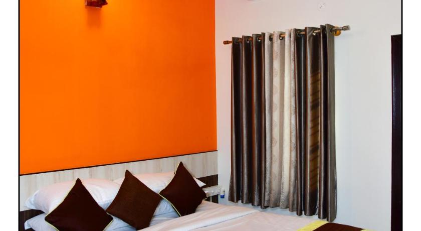 Hotel Omicron 1 BHK Studio room photo