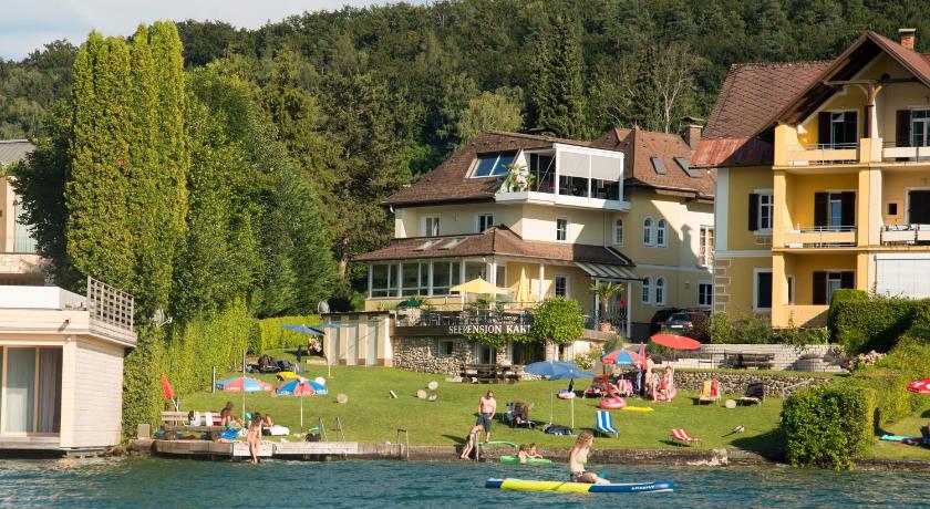 Seepension Kakl — Hotel in Velden am Worthersee