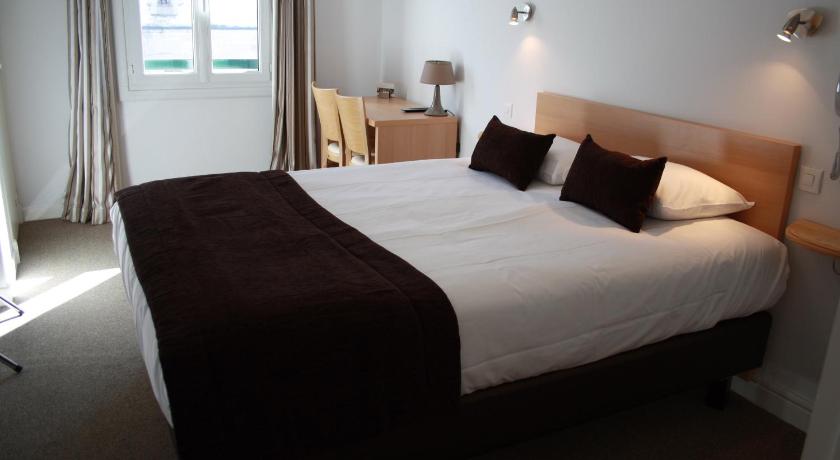 Hotel de la Rhune photo