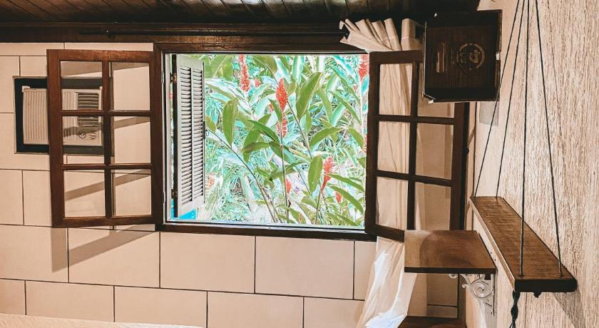 Mambembe Hostel - Ilha Grande photo