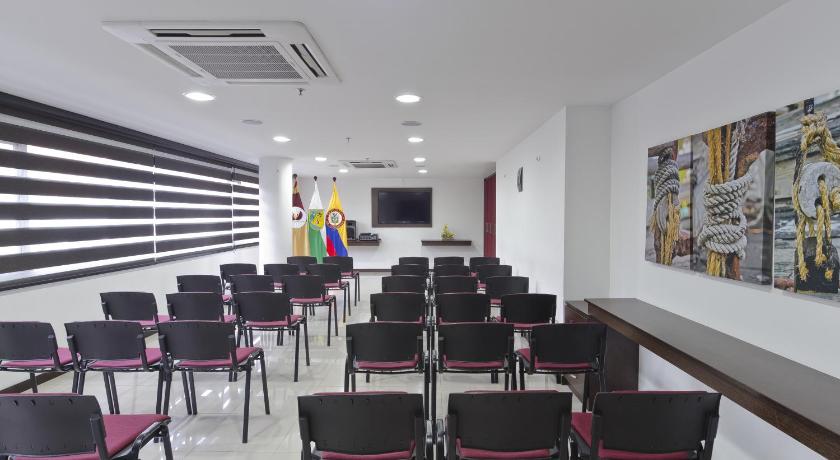 Hotel Golden Palermo photo
