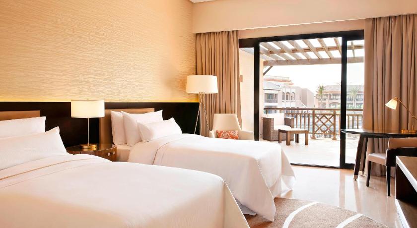 Image of Superior Pool Side Room, Guest room, 2 Twin, Pool view, Poolside 0