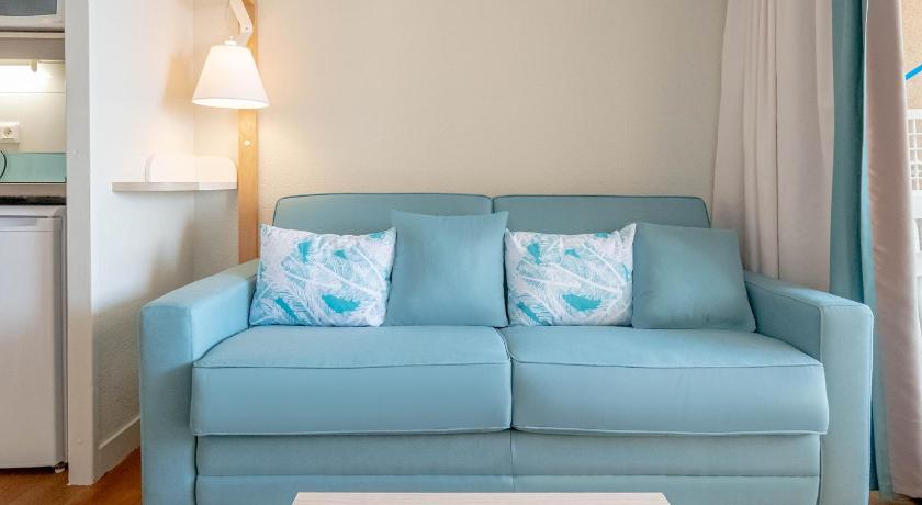 Image of Studio with Sleeping Alcove, Air Conditioning and Terrace or Balcony (4 People) 6