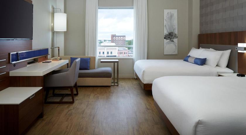 Delta Hotels by Marriott Trois Rivieres Conference Centre photo