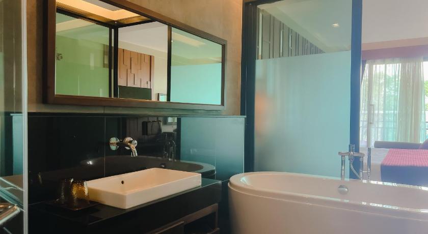 Image of Premium Mountain View Room 16