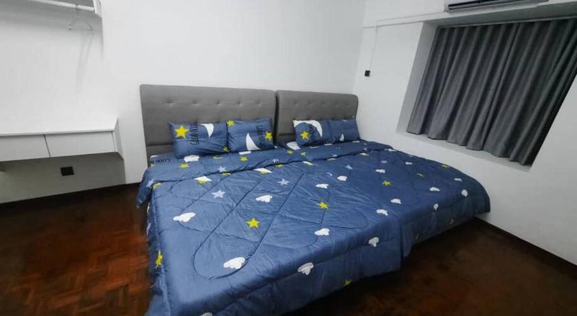 XHQ Home Stay - Bay View Condominium (Blok B-9-2 ) - image 12