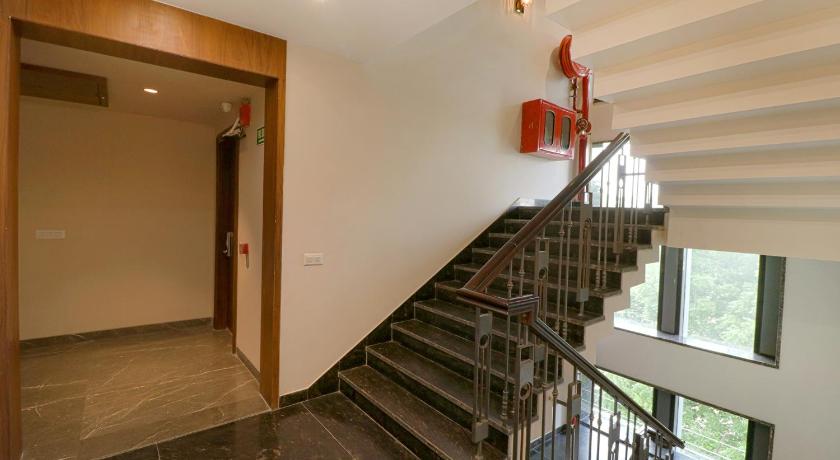 FabHotel Prime Shanit photo