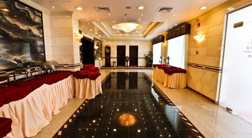 Al Thuraya Hotel - image 11