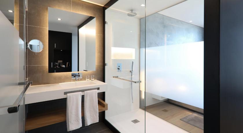 Image of Suite 6