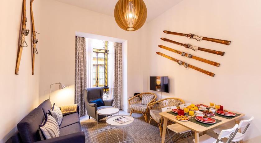 Ohliving Cathedral — Hotel in Seville