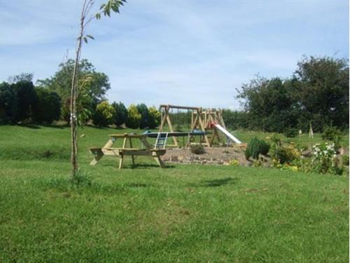 Frankaborough Farm Holiday Cottages - image 13