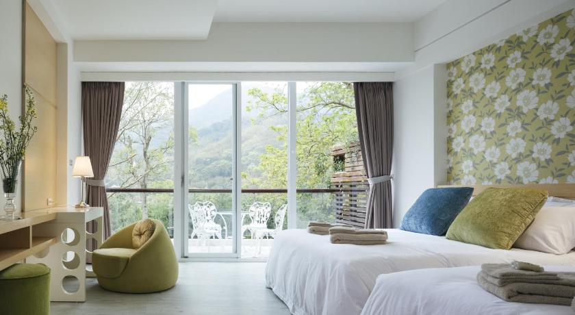 Image of Quadruple Room with Mountain View 0