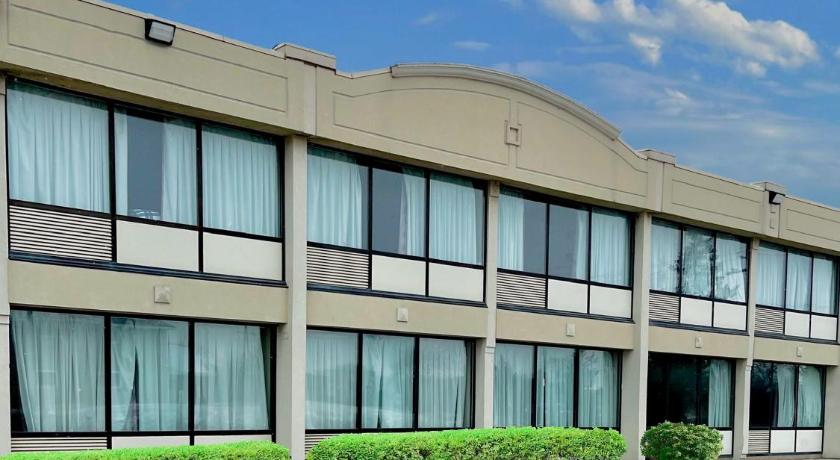 Residence &amp; Conference Centre - Sarnia — Hotel in Sarnia (ON)
