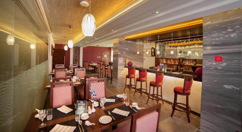 Raviz Center Point Hotel - image 2