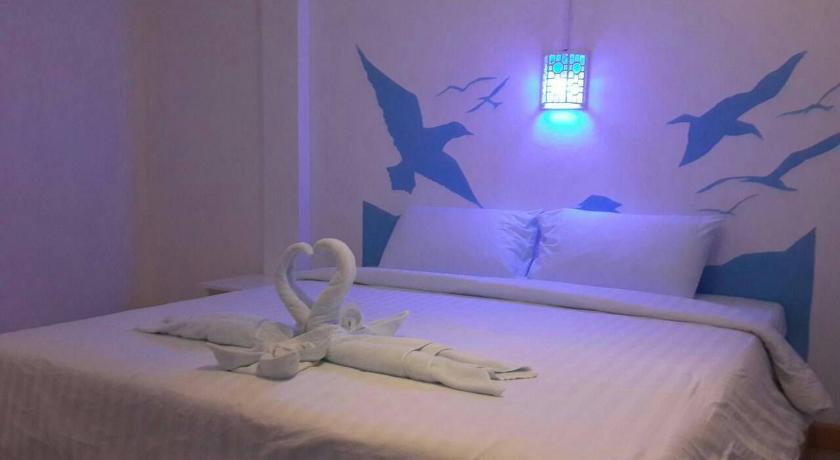 Image of Hip Room Style 7