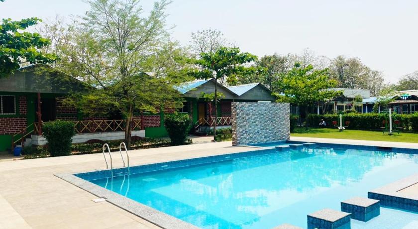 Lighthouse Waterpark and Resort — Hotel in Khawasa