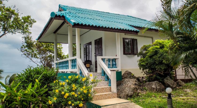 Phangan Dragon Hut Resort photo