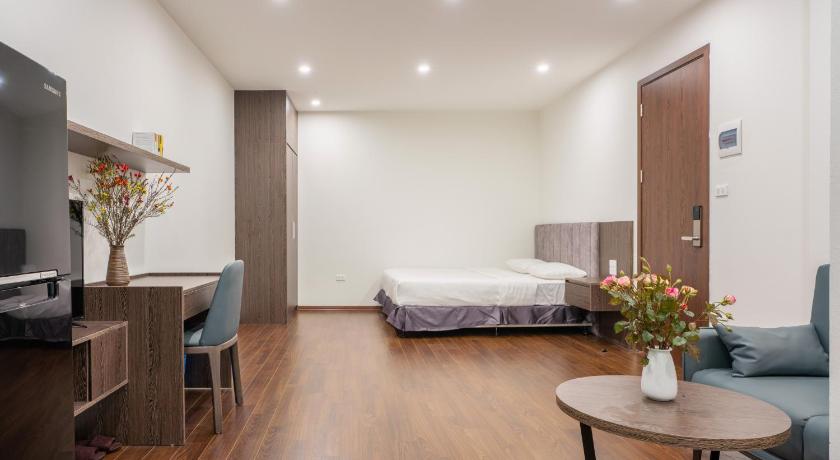 Hanoi Granda Lake View Hotel & Apartment 4-Star Hotel lobby