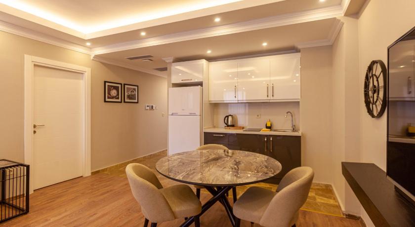 LILIUM LUXURY SUITE - image 4
