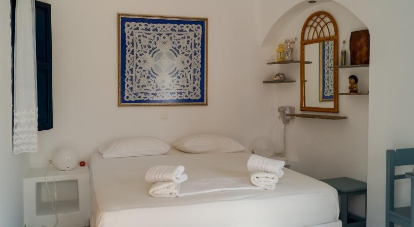 Coral Apartments photo