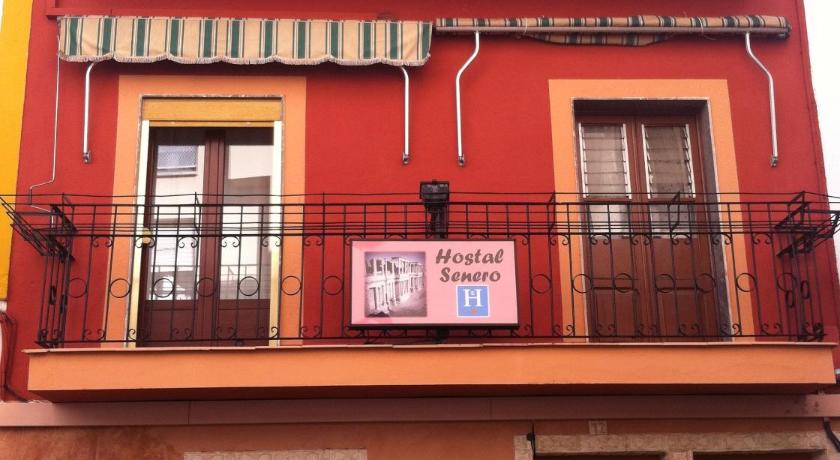 Hostal Senero photo