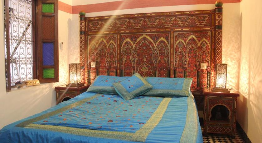 Image of Arabesque Suite 1