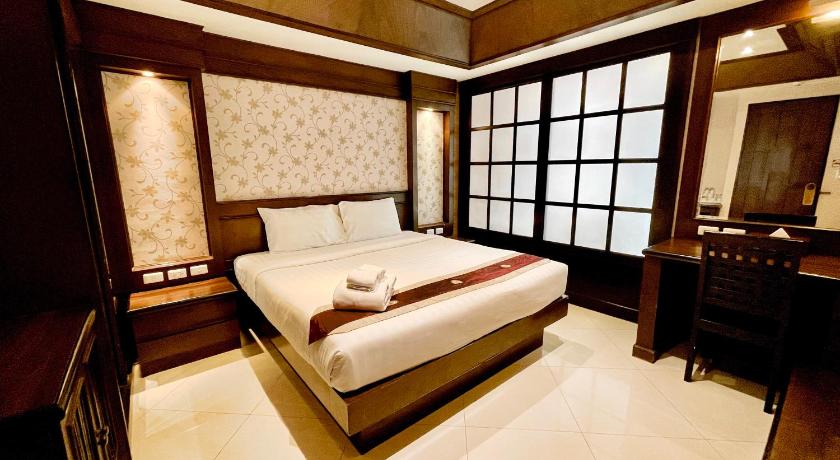 Image of Superior Room without Window 1