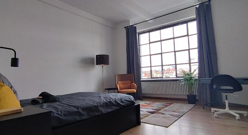 Berlin Loft46 - Self Checkin - Long and Shortstay 3-Star Guesthouse lobby