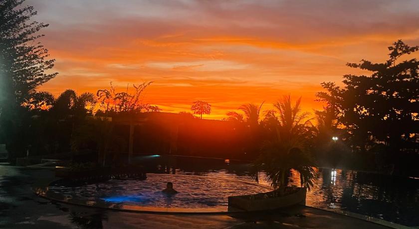 Vistapaloma beach resort photo