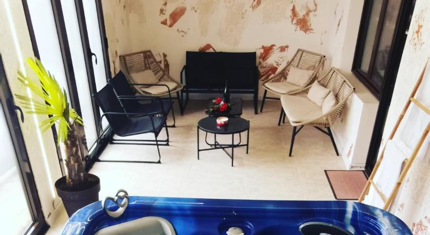 ベオグラード Excellent Time 5つ星 シングルルーム 眺望