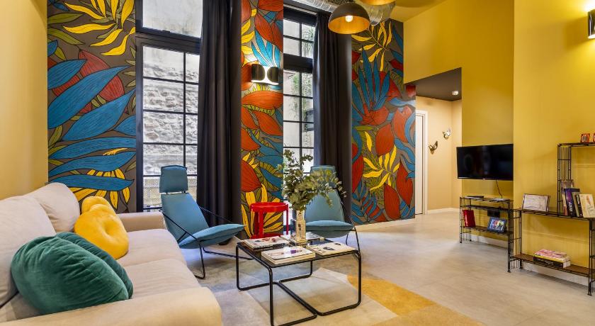Amazinn Places EVIapartments — Hotel in València