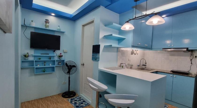 Mistow BriaScarlet Condo - image 2
