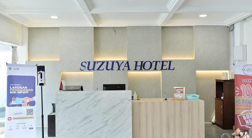 Suzuya Hotel Rantau Prapat photo