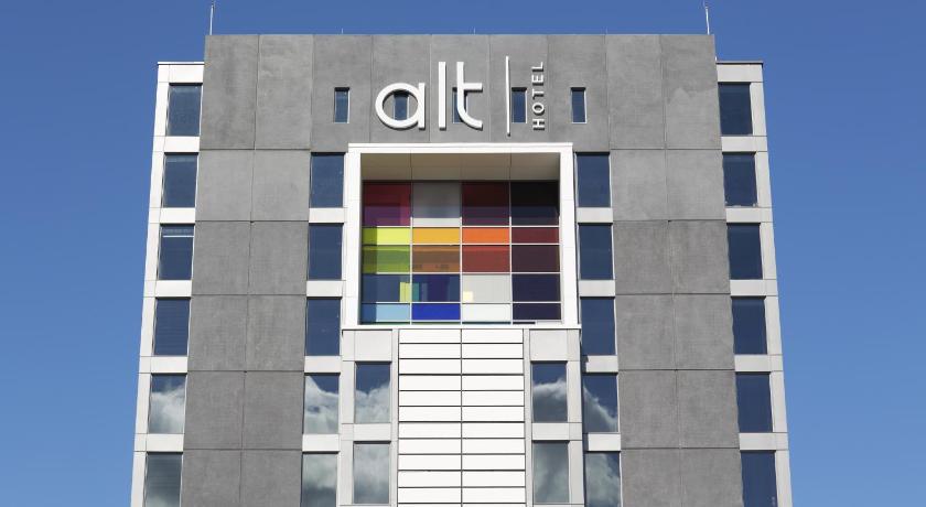 Alt Hotel Toronto Airport