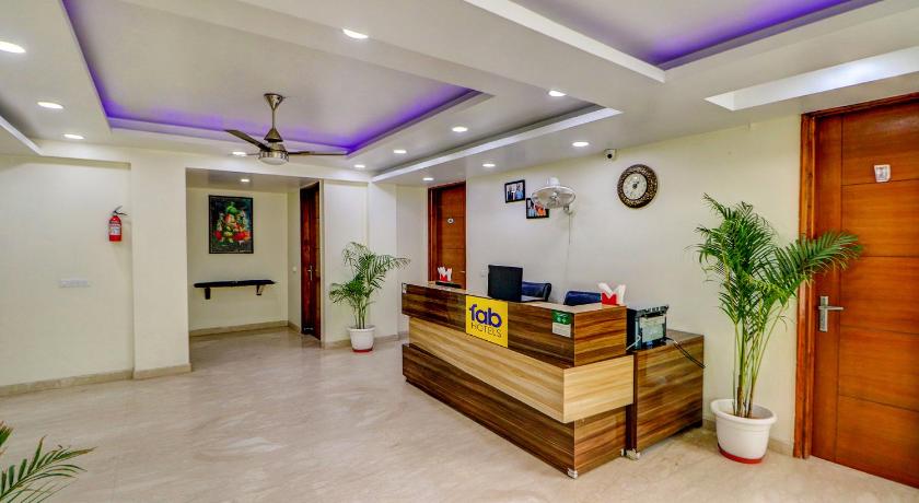 Treebo Trend Aroma Residency Gurgaon photo