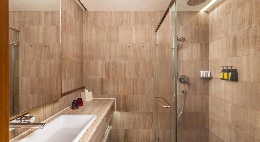 Image of Superior Room 2