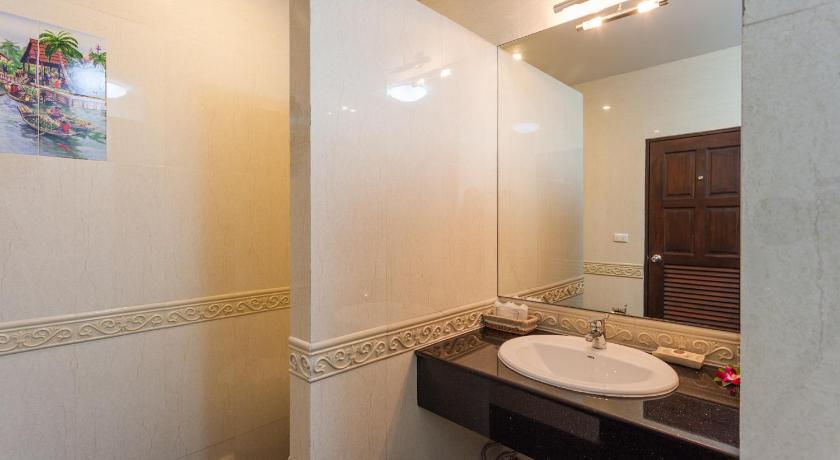 รูปของดีลักซ์ (Deluxe Room) 2