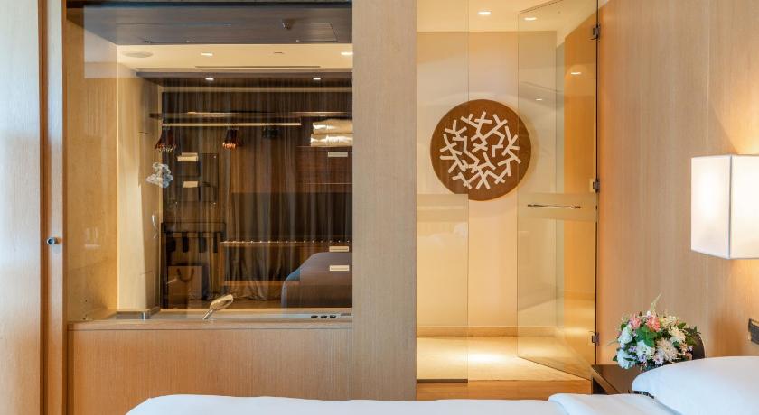 Image of Alvear Suite 7