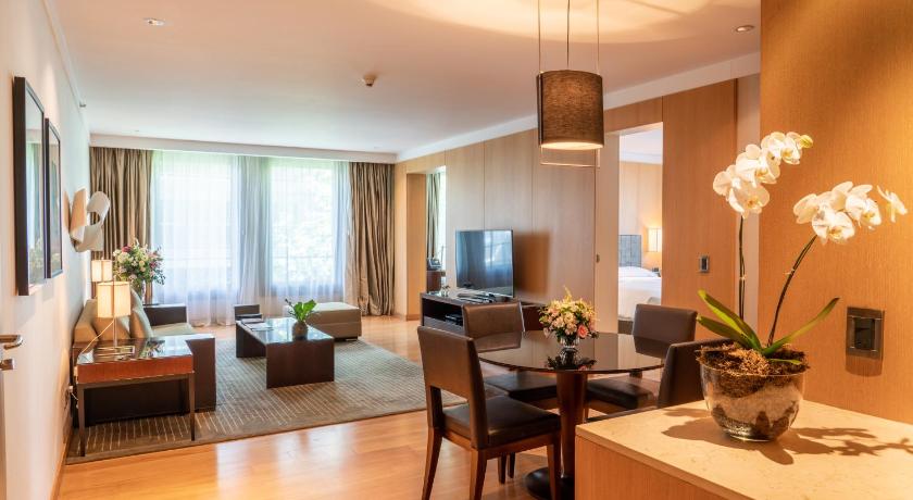 Image of Park Executive Suite 5