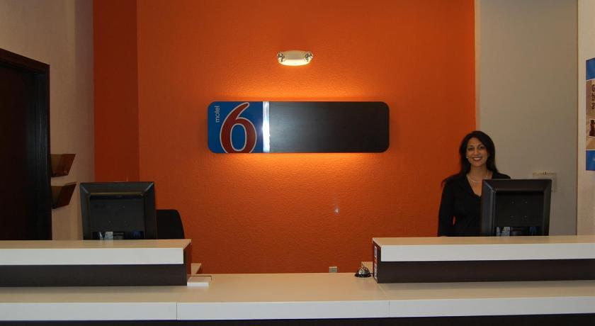 Motel 6-Cedar Park, TX