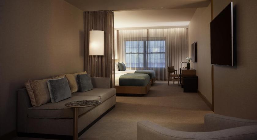 Image of Junior Suite with Two Queen Size Beds 1