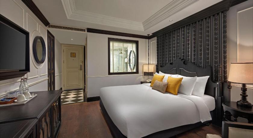 Aira Boutique Hanoi Hotel and Spa photo