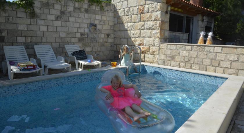 Villa Avantgarde B&B photo