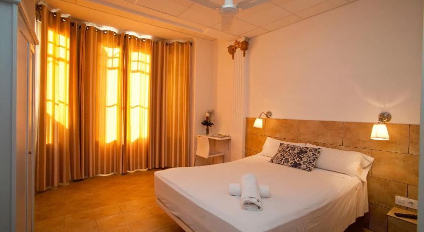 Immagine di Tripla con Balcone (Triple Room with Balcony) 0