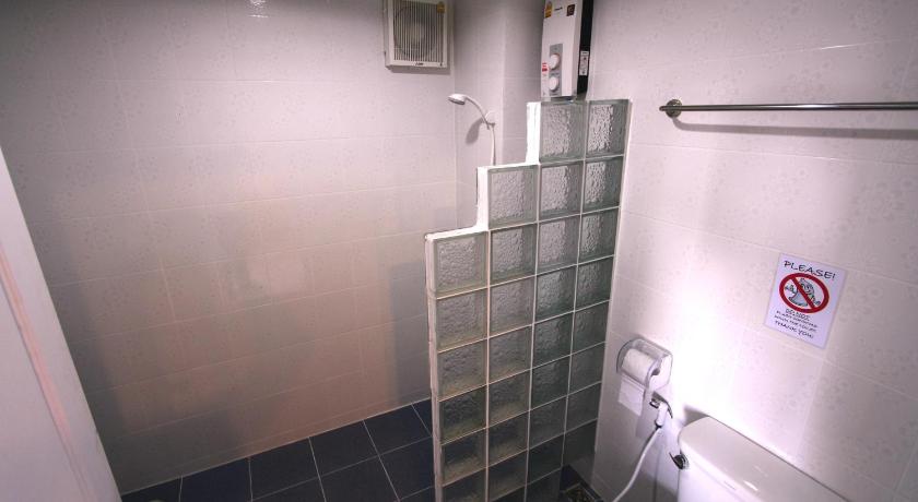 Image of Standard Room Front 9