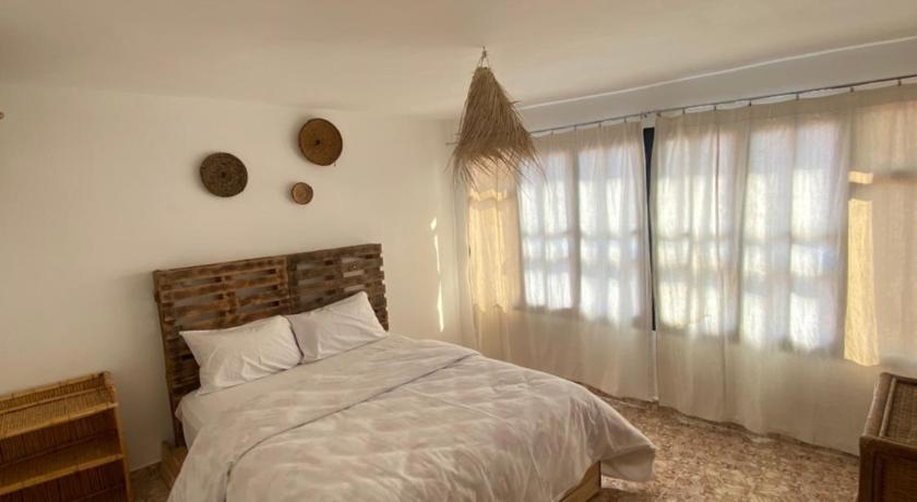 タガズート Sable beach surf camp taghazout 2つ星 ホテル レストラン