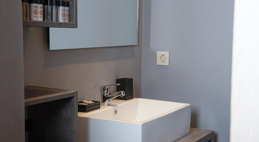 Wisdom Residence Luxury Apartments at Plaka photo